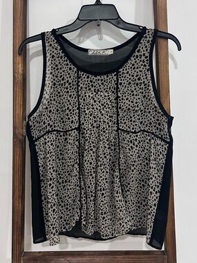Chloe K Sleeveless Leopard Print Blouse in Black & Taupe